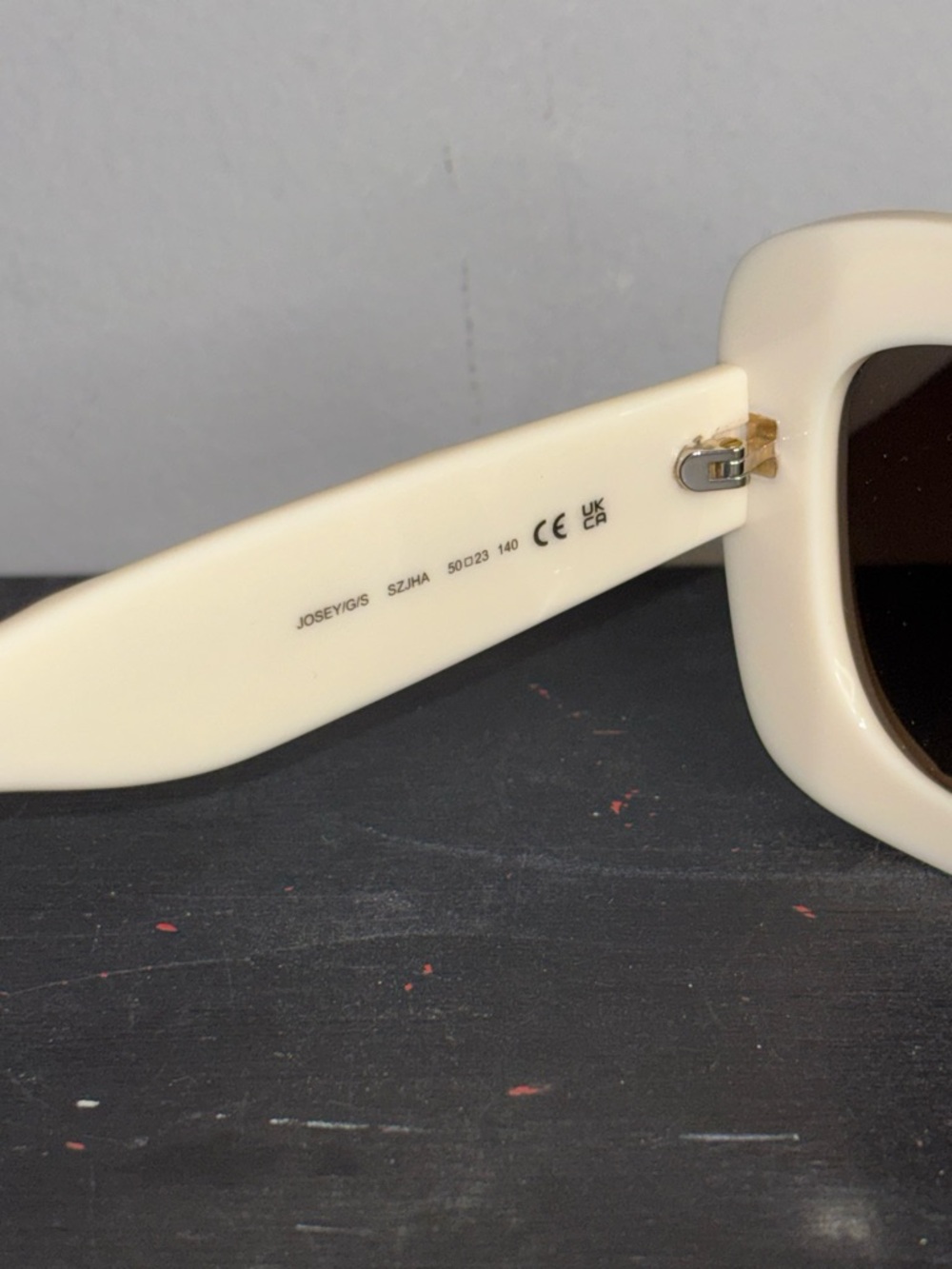 Kate Spade Josey Ivory Sunglasses and Case NIB - Picture 4 of 6